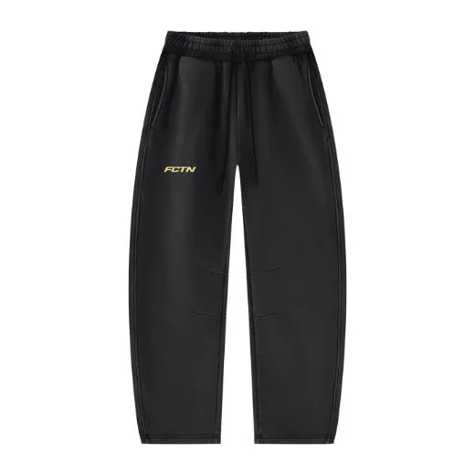 Basic Sweatpants in Black, front